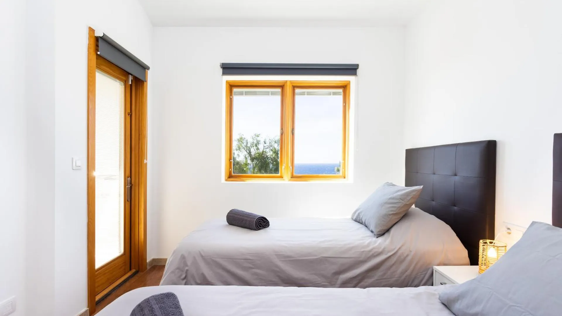Prázdninový dům Vila Casa Malo Garden And Sea View Townhouse La Jaca Španělsko